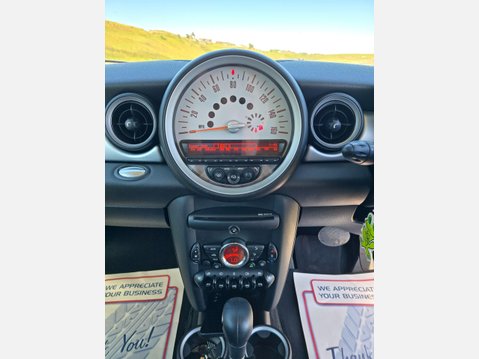 Mini Hatch 1.6 Cooper Steptronic Euro 5 3dr 39