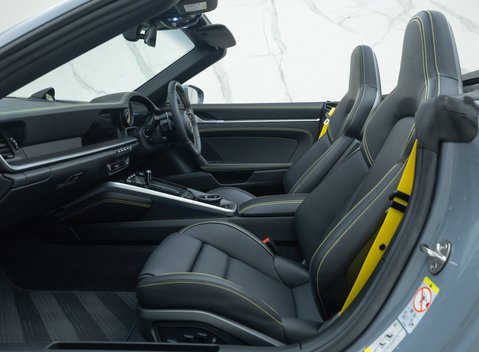 Porsche 911 Turbo S CABRIOLET (992) 20