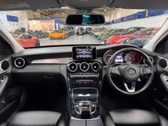 Mercedes-Benz C Class 2.0 C200 Sport Saloon 4dr Petrol 7G-Tronic+ Euro 6 (s/s) (184 ps) 2