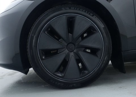 Tesla Model 3 (Dual Motor) Long Range Saloon 4dr Electric Auto 4WDE (306 ps) 17
