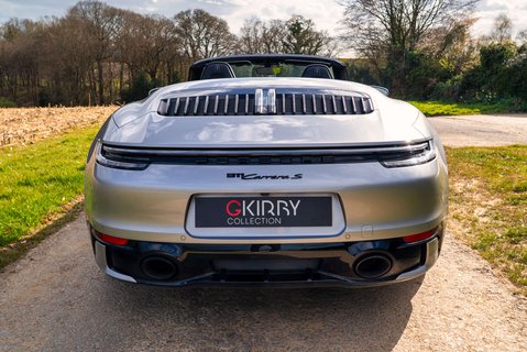 Porsche 911 3.0 911 Carrera S Auto 2dr 21