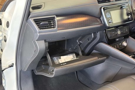 Nissan LEAF 40kWh N-Connecta Hatchback 5dr Electric Auto (150 ps) 55