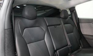 Tesla Model Y RWD Standard Range GROK AI Rear Screen Heated & Vented Seats VATQ 15