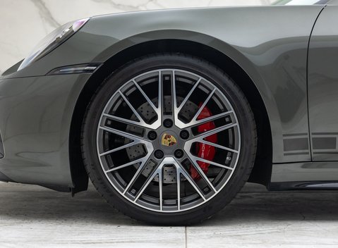 Porsche 911 Targa 4S (992) 41