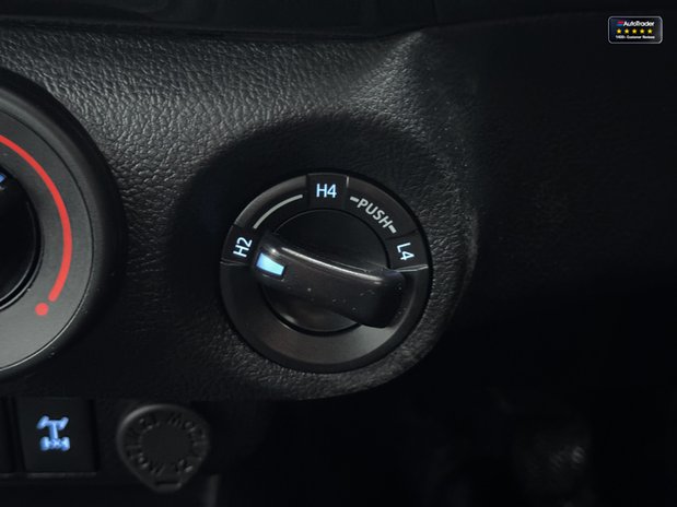 Toyota Hilux Active 4Wd D-4D Double Cab TSS Air Con Euro 6 31