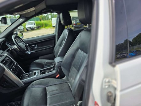 Land Rover Discovery Sport 2.0 TD4 SE Tech SUV 5dr Diesel Auto 4WD Euro 6 (s/s) (180 ps) 31