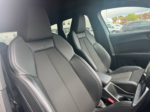Audi Q4 40 S line SUV 5dr Electric Auto 82kWh (204 ps) 12