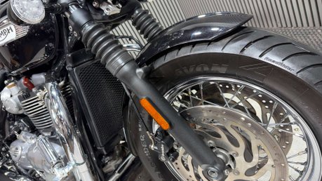 Triumph Speedmaster 2019 ONLY 24K LONG MOT PANNIERS SISSY BAR CRUISER ROADSTER 14