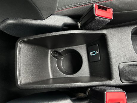 Ford Fiesta 1.0T EcoBoost ST-Line Euro 6 (s/s) 5dr 29