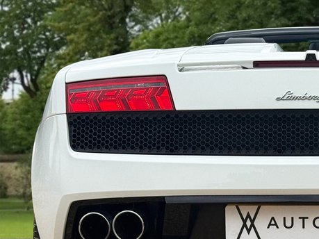 Lamborghini Gallardo LP560-4 Spyder 17