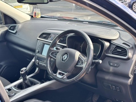 Renault Kadjar 1.6 dCi Signature Nav 4WD Euro 6 (s/s) 5dr 11
