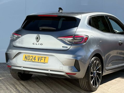 Renault Clio 1.6 Clio Espirit Alpine E-Tech HEV Auto 5dr 20