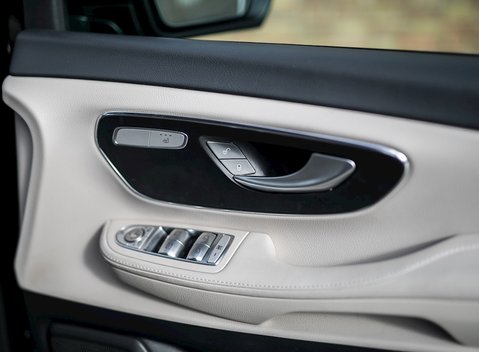 Mercedes-Benz V Class D AMG Line (Extra Long) 19