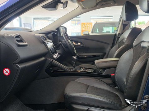 Renault Kadjar 1.3 TCe Iconic Euro 6 (s/s) 5dr 73