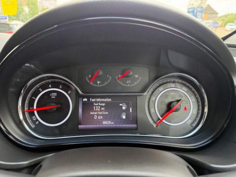 Vauxhall Insignia 1.6 CDTi ecoFLEX Design Nav Euro 6 (s/s) 5dr 29