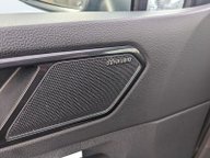 Volkswagen Tiguan R-LINE TDI BMT 4MOTION DSG 30
