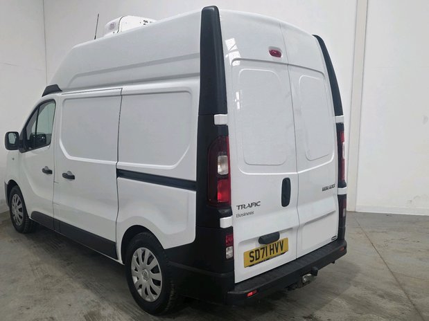 Renault Trafic TRAFIC SWB DIESEL dCi 145 High Roof Business Fridge Van 22