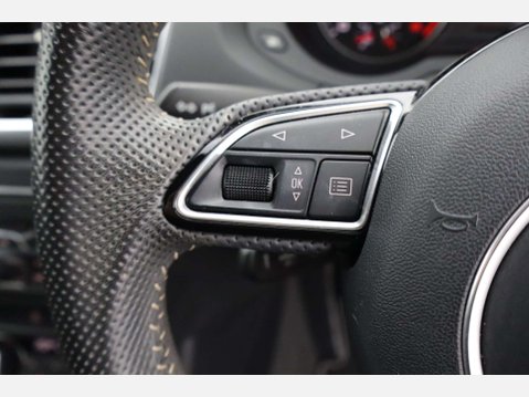 Audi Q3 1.4 TFSI CoD Black Edition SUV 5dr Petrol Manual Euro 6 (s/s) (150 ps) 40