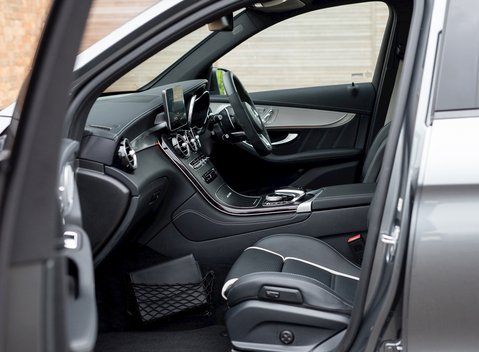 Mercedes-Benz GLC GLC 63 S 4Matic 15