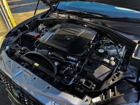 Jaguar F-Pace R-DYNAMIC HSE BLACK 50