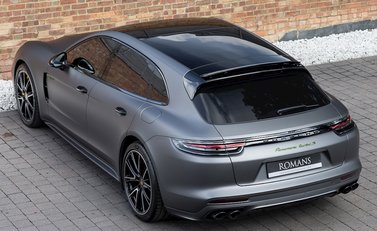 Porsche Panamera Turbo S E-Hybrid Sport Turismo 9