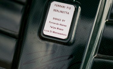 Ferrari F12 Berlinetta 34