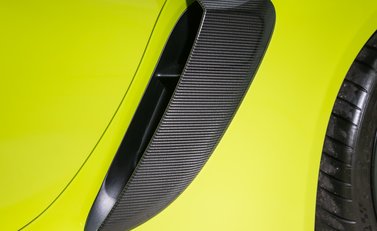 Porsche Cayman GT4 RS (718) 39