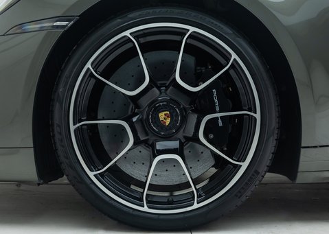 Porsche 911 Turbo S Cabriolet (992) 