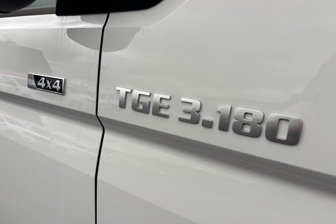 MAN TGE 3.180 DSG 4Motion Crew Cab Tipper - Air Con / LED Headlights 23