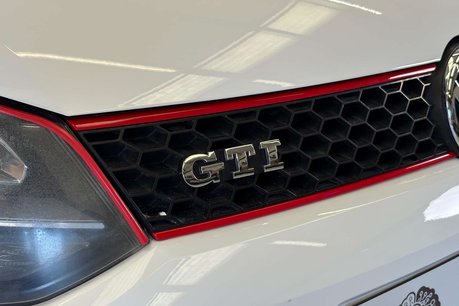 Volkswagen Polo 1.4 TSI GTI (Sensor) Hatchback 5dr Petrol DSG Euro 5 (180 ps) 11