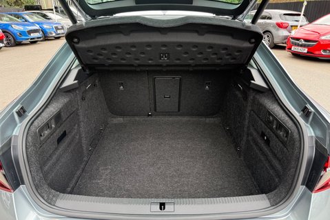 Skoda Superb SE L TDI DSG - FULL SKODA SERVICE HISTORY - 8 SERVICES 20
