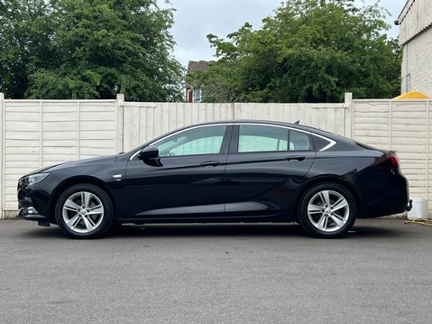 Vauxhall Insignia 1.6 Turbo D BlueInjection SRi Grand Sport 5dr Diesel Manual Euro 6 (s/s) (1 7