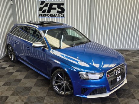 Audi RS4 4.2 FSI V8 Estate 5dr Petrol S Tronic quattro Euro 5 (450 ps) 47
