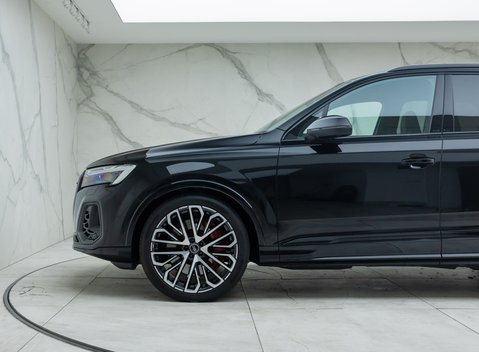 Audi SQ7 BLACK EDITION 34