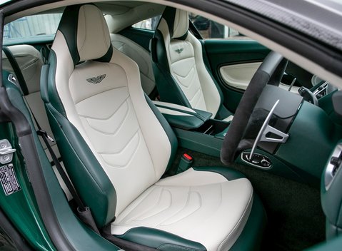 Aston Martin DBS Superleggera 12