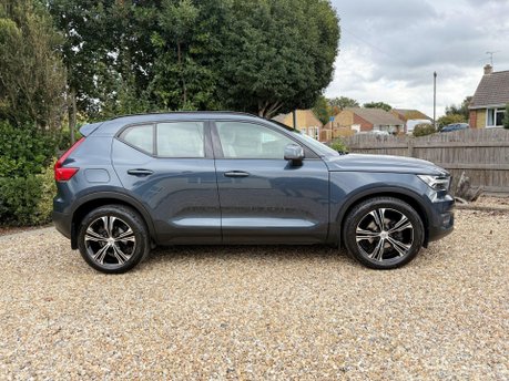 Volvo XC40 2.0 D3 Inscription Pro SUV 5dr Diesel Auto Euro 6 (s/s) (150 ps) 5