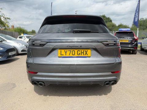 Porsche Cayenne 2.9T V6 S TiptronicS 4WD Euro 6 (s/s) 5dr 11