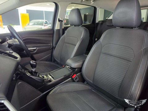 Ford Kuga 1.5T EcoBoost Titanium 2WD Euro 6 (s/s) 5dr 26