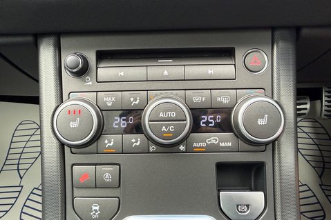 Land Rover Range Rover Evoque TD4 HSE DYNAMIC MHEV - ONLY 25,000 MILES  50
