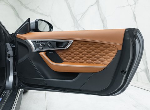 Jaguar F-Type SVR Convertible 16