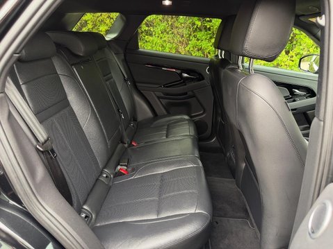 Land Rover Range Rover Evoque 2.0 D200 MHEV Dynamic SE Auto 4WD Euro 6 (s/s) 5dr 9