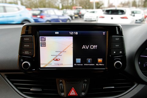 Hyundai i30 CRDI SE NAV 21