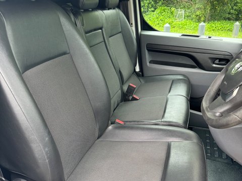 Vauxhall Vivaro L2H1 2900 SPORTIVE S/S 8