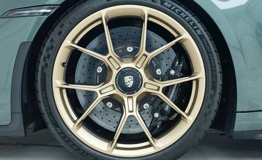 Porsche 911 (992) GT3 Touring 21