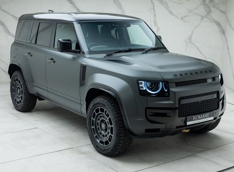 Land Rover Defender 110 OCTA EDITION ONE 11