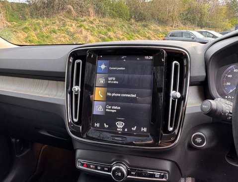 Volvo XC40 2.0 XC40 Inscription Pro D4 AWD Auto 4WD 5dr 27