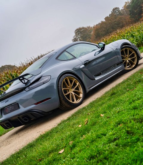 Porsche 718 GT4 PDK 1