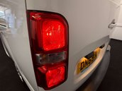 Vauxhall Vivaro 1.5 Vivaro 2900 Sportive S/S 26