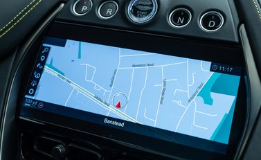 Aston Martin DBX 707 25