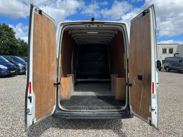 Volkswagen Crafter LWB L3H2 High Roof 35 Trendline 140 EURO 6 NO VAT 9